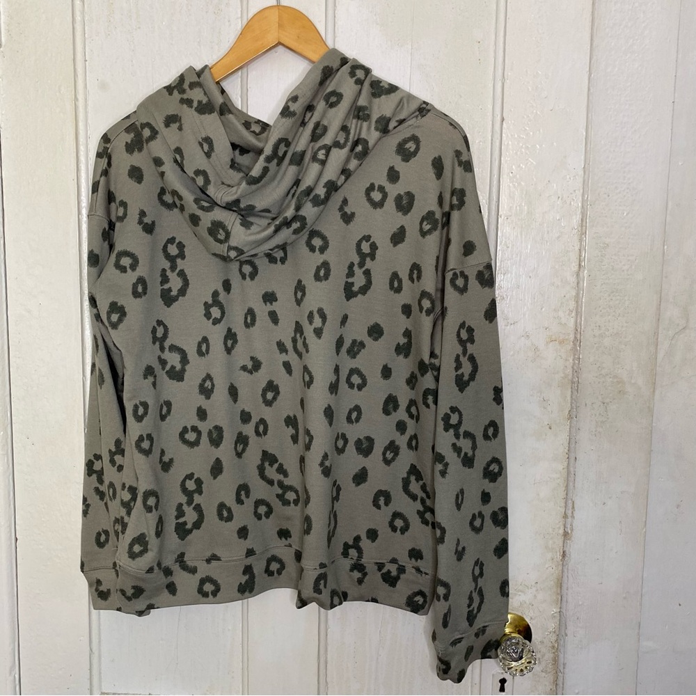 Feeling Festive size XL ‘happy go lucky’ leopard print hoodie jogger outfit set - Picture 3 of 16